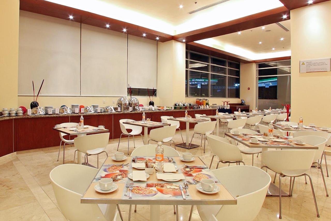Hotel Opus Grand Toluca Aeropuerto Buitenkant foto