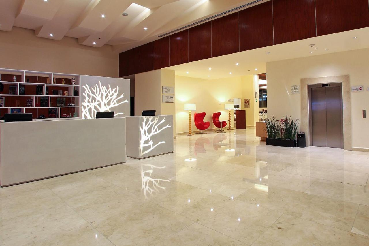 Hotel Opus Grand Toluca Aeropuerto Buitenkant foto