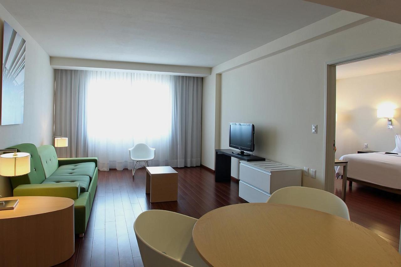 Hotel Opus Grand Toluca Aeropuerto Buitenkant foto