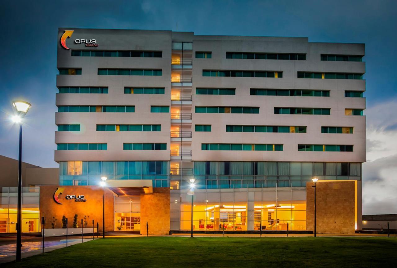 Hotel Opus Grand Toluca Aeropuerto Buitenkant foto