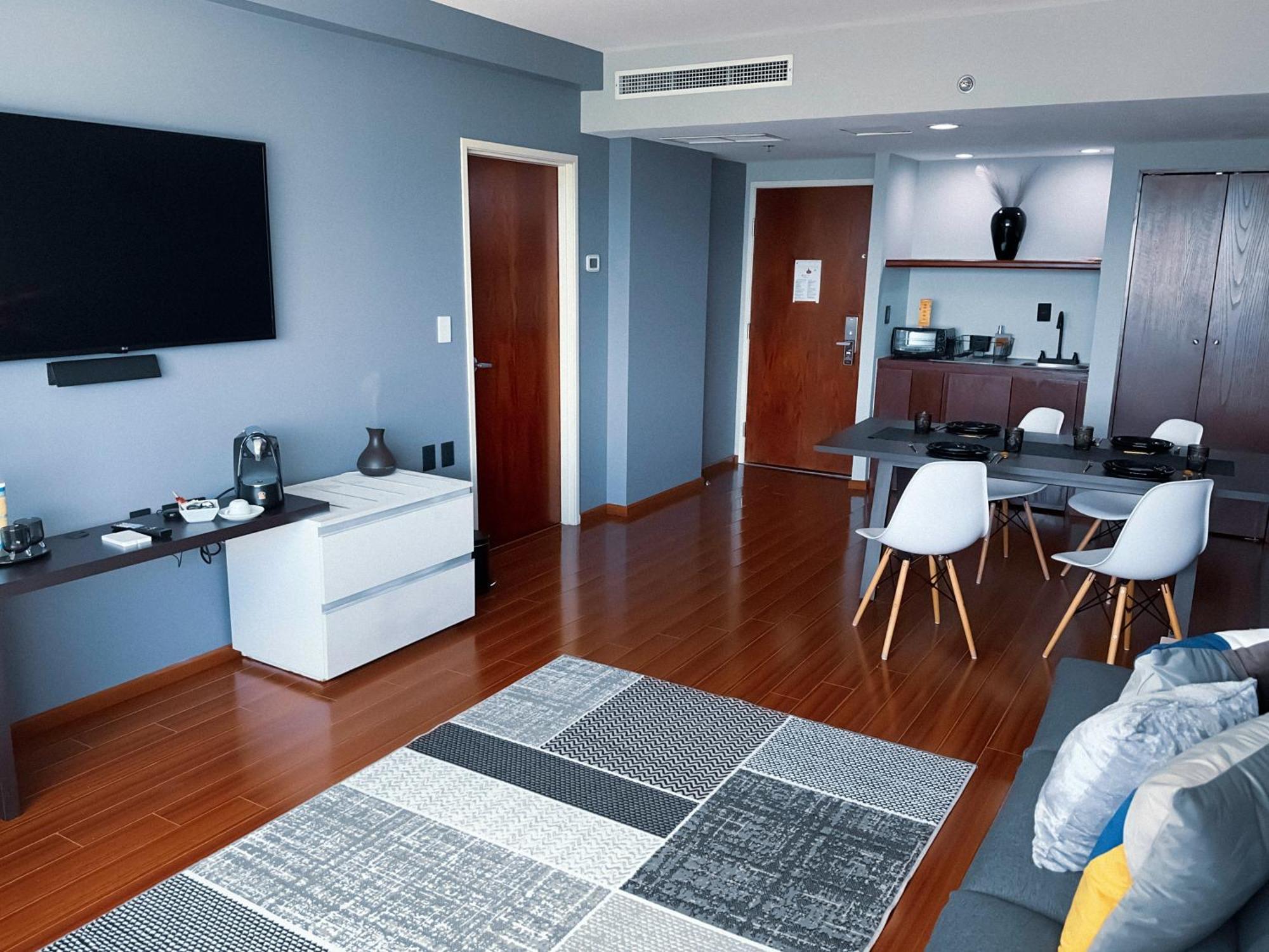 Hotel Opus Grand Toluca Aeropuerto Buitenkant foto