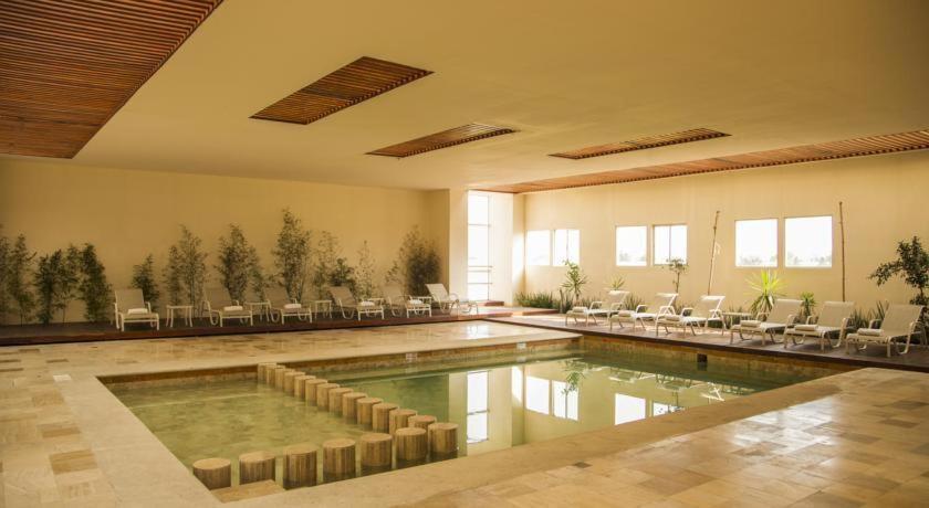 Hotel Opus Grand Toluca Aeropuerto Buitenkant foto